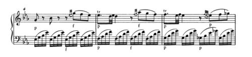 モーツァルト：ピアノ・ソナタ第4番K.282 第1楽章 変ホ長調の楽譜、4-6小節