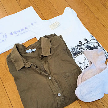 No.0246-250　シャツ、Tシャツ、タオル、靴下2足